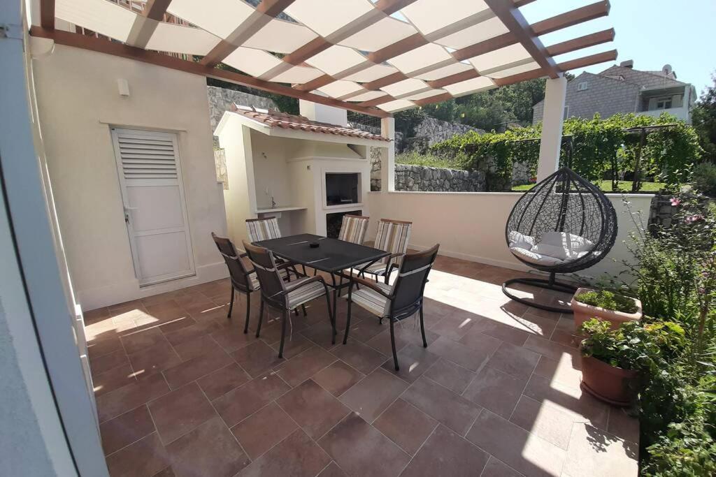 Villa Pergola -Apartment Roko Mlini Buitenkant foto